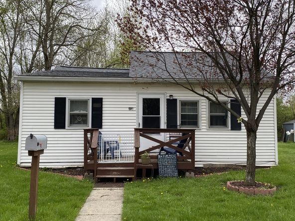 106, 108 & 112 Wayne Ave, & 228-230 E 1st St, London, OH 43140
